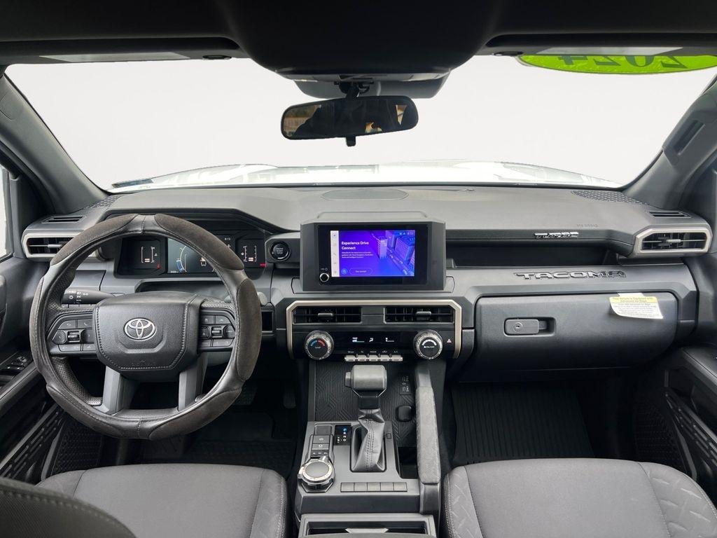 Toyota Tacoma 4WD  2024