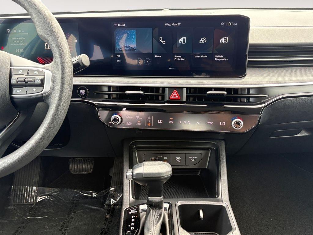 Kia K5  2025