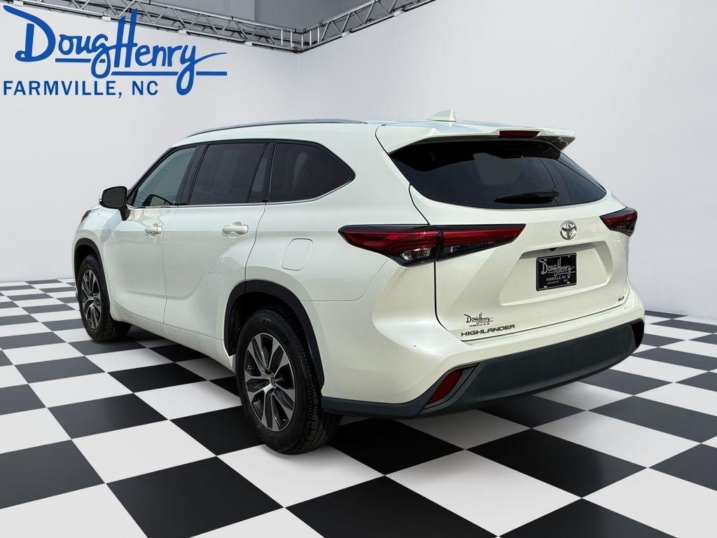 Toyota Highlander  2021