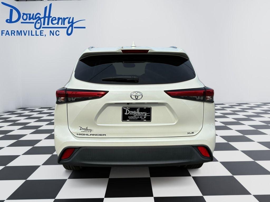 Toyota Highlander  2021