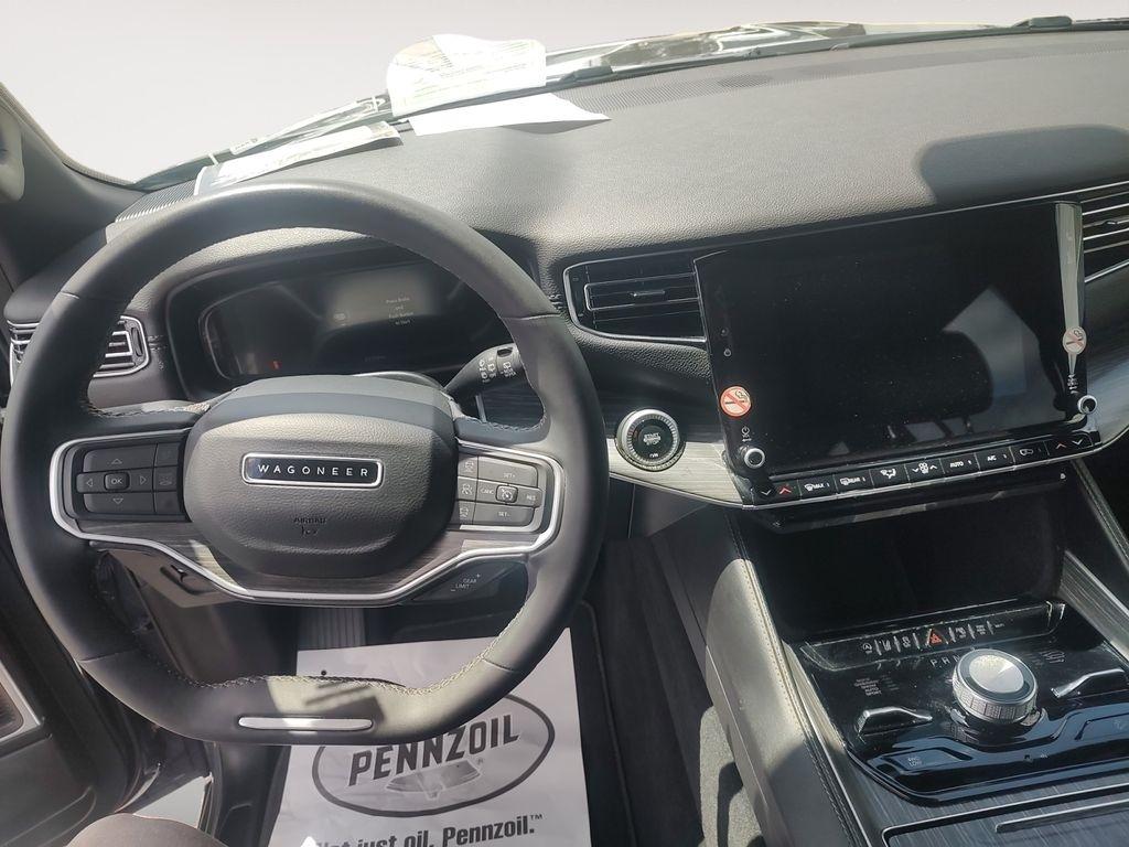 Jeep Wagoneer L  2024