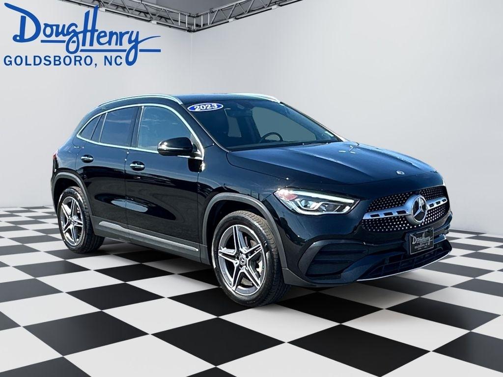 Mercedes-Benz GLA  2023