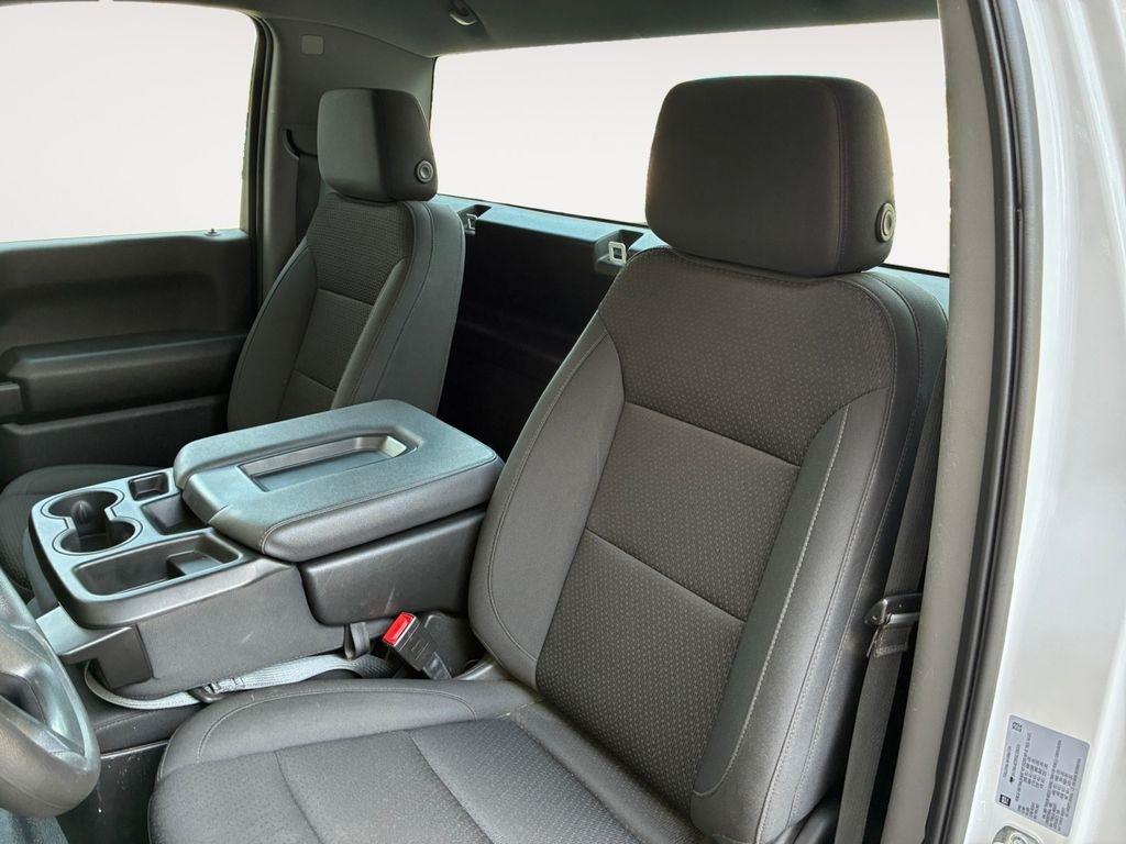 Chevrolet Silverado 1500  2025