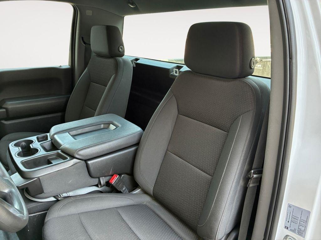 Chevrolet Silverado 1500  2025