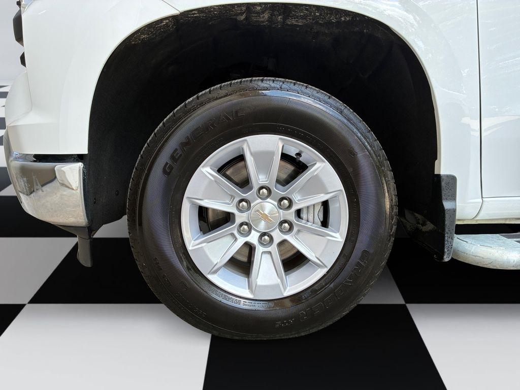 Chevrolet Silverado 1500  2025