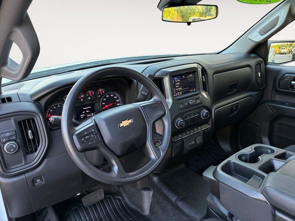 Chevrolet Silverado 1500  2025