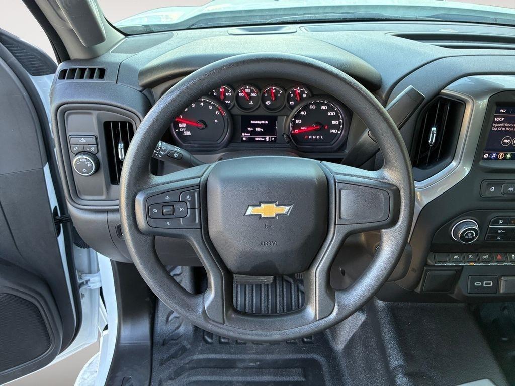 Chevrolet Silverado 1500  2025