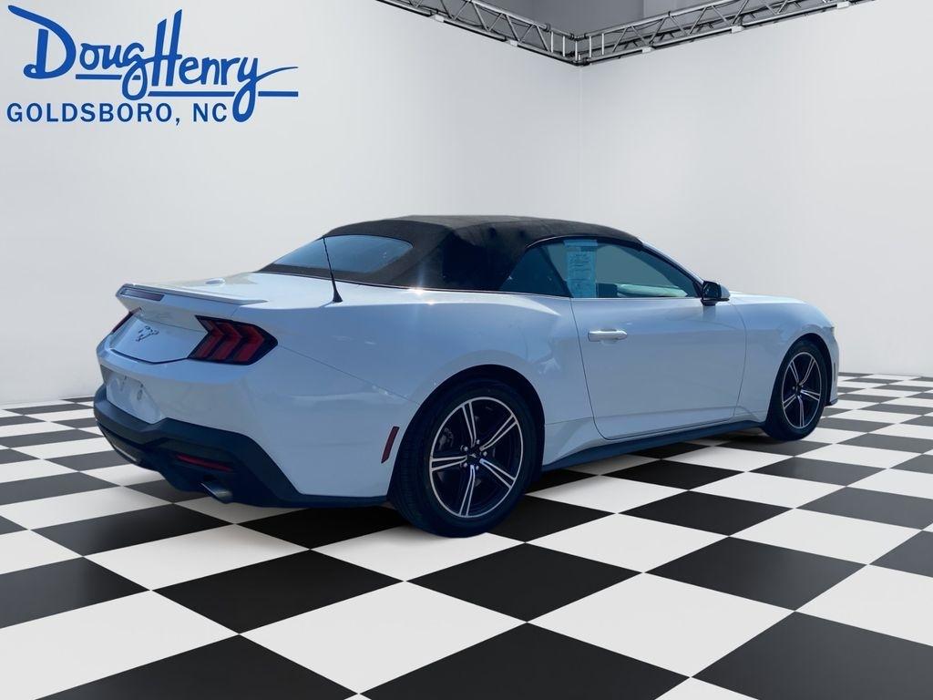 Ford Mustang  2024
