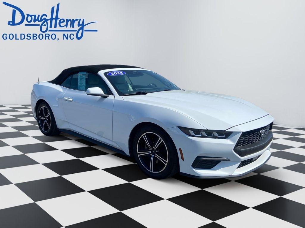 Ford Mustang  2024