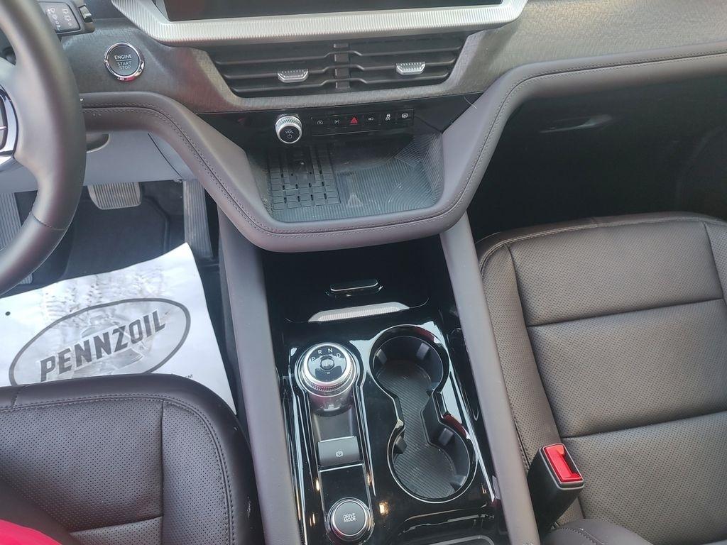 Ford Explorer  2025