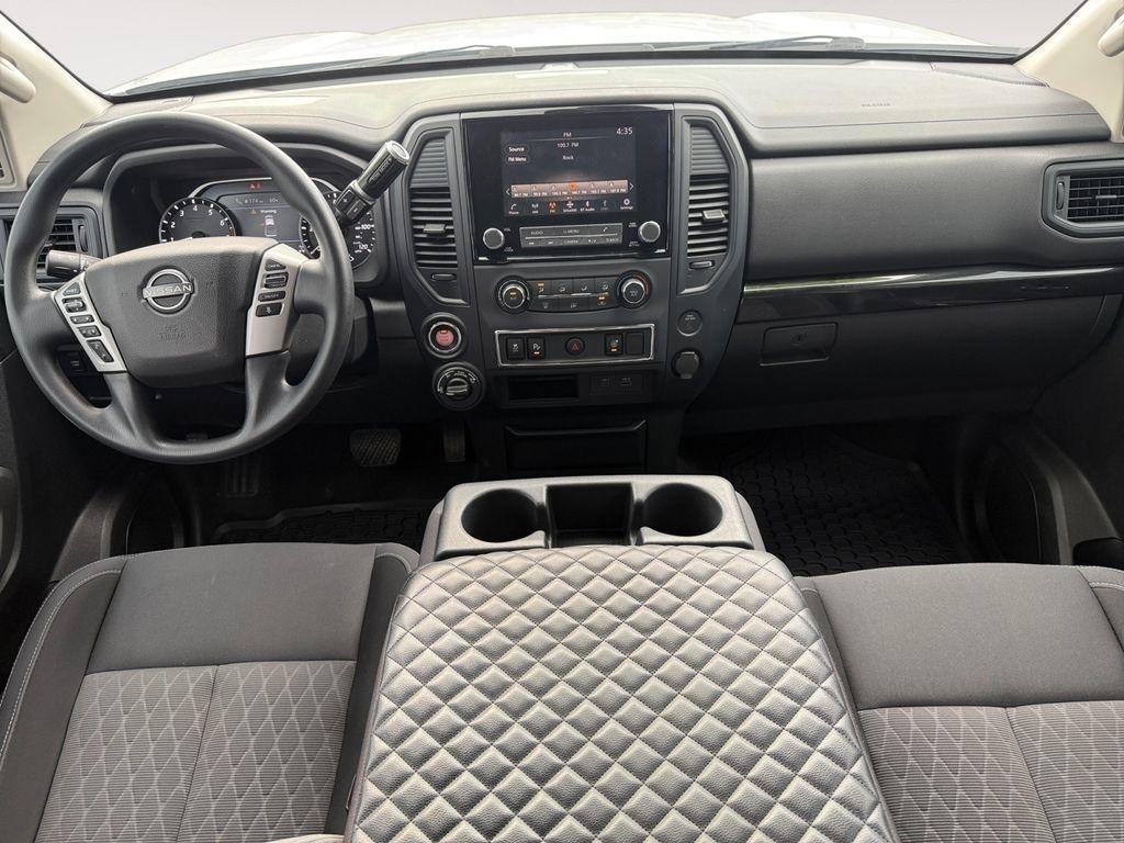 Nissan Titan  2024