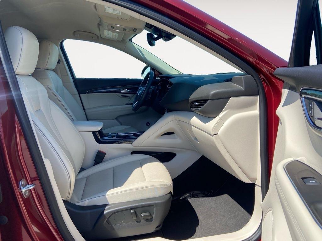 Buick Envision  2022