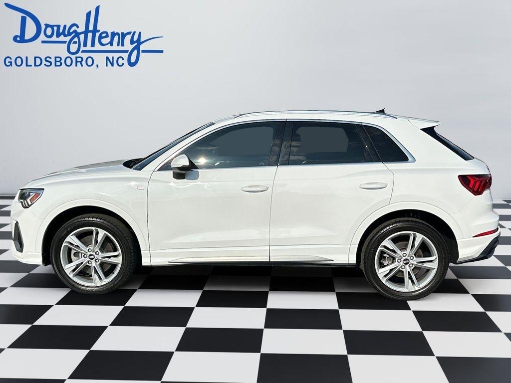 Audi Q3  2021