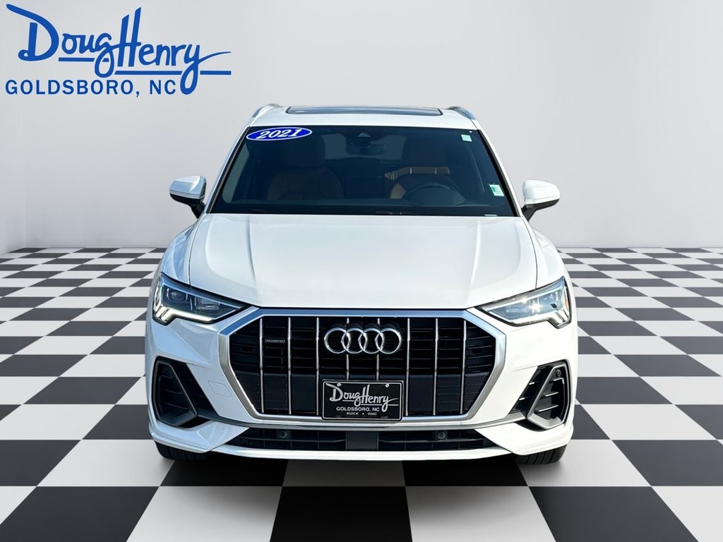 Audi Q3  2021