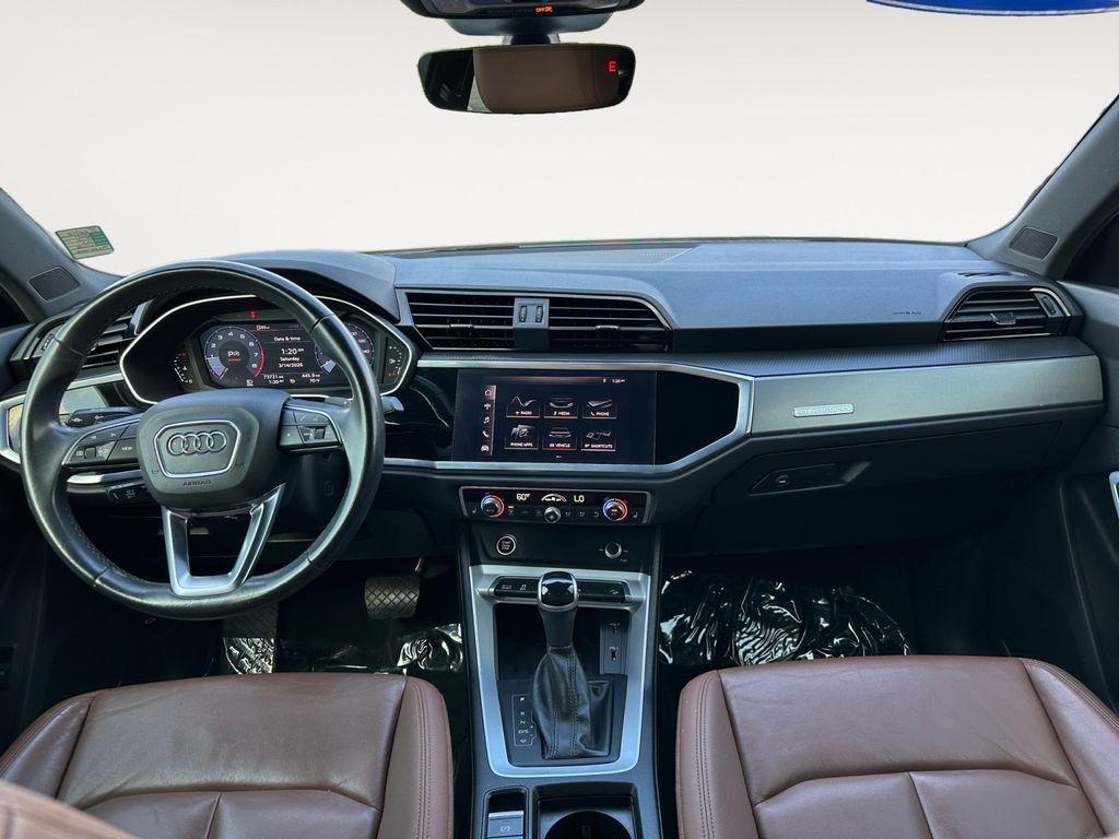 Audi Q3  2021