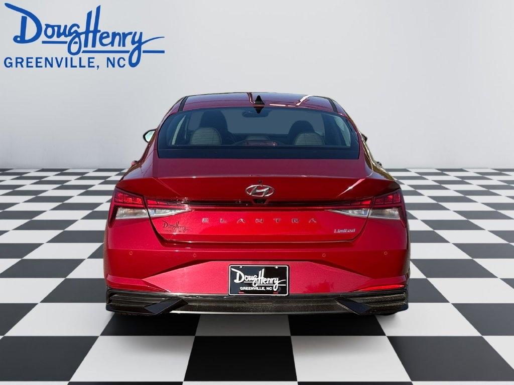 Hyundai Elantra  2023