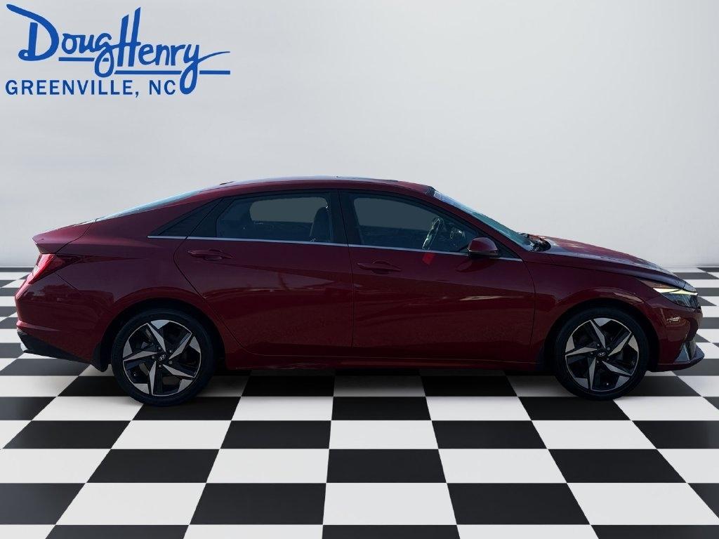Hyundai Elantra  2023