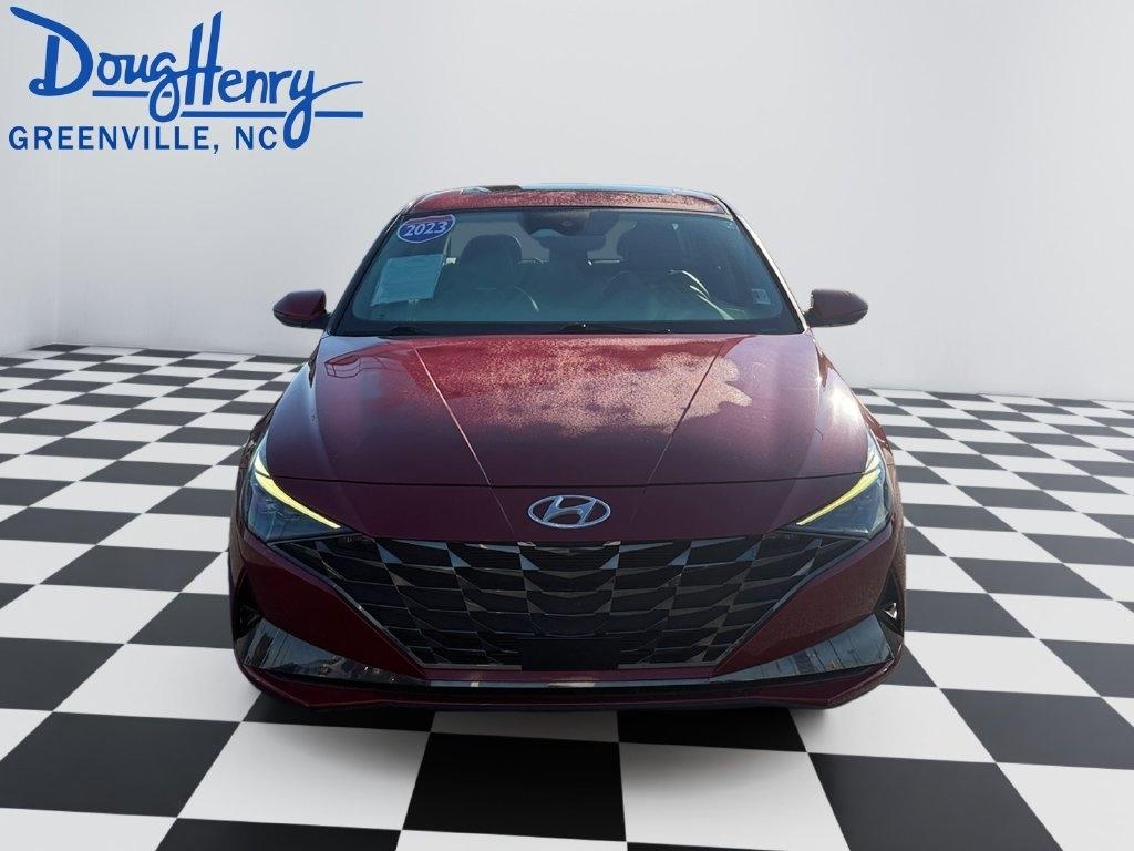 Hyundai Elantra  2023