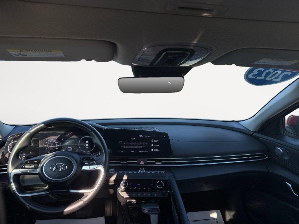 Hyundai Elantra  2023