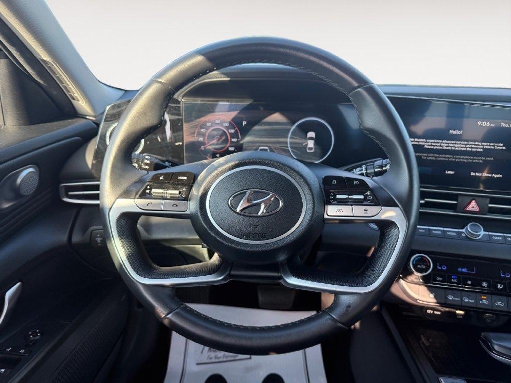 Hyundai Elantra  2023
