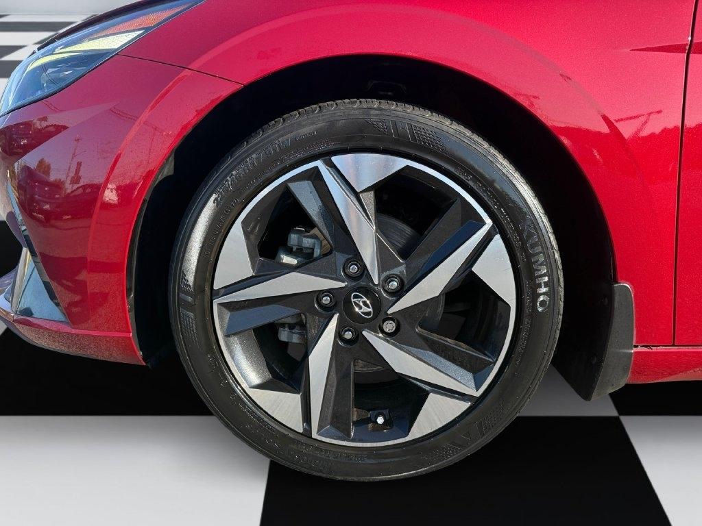 Hyundai Elantra  2023