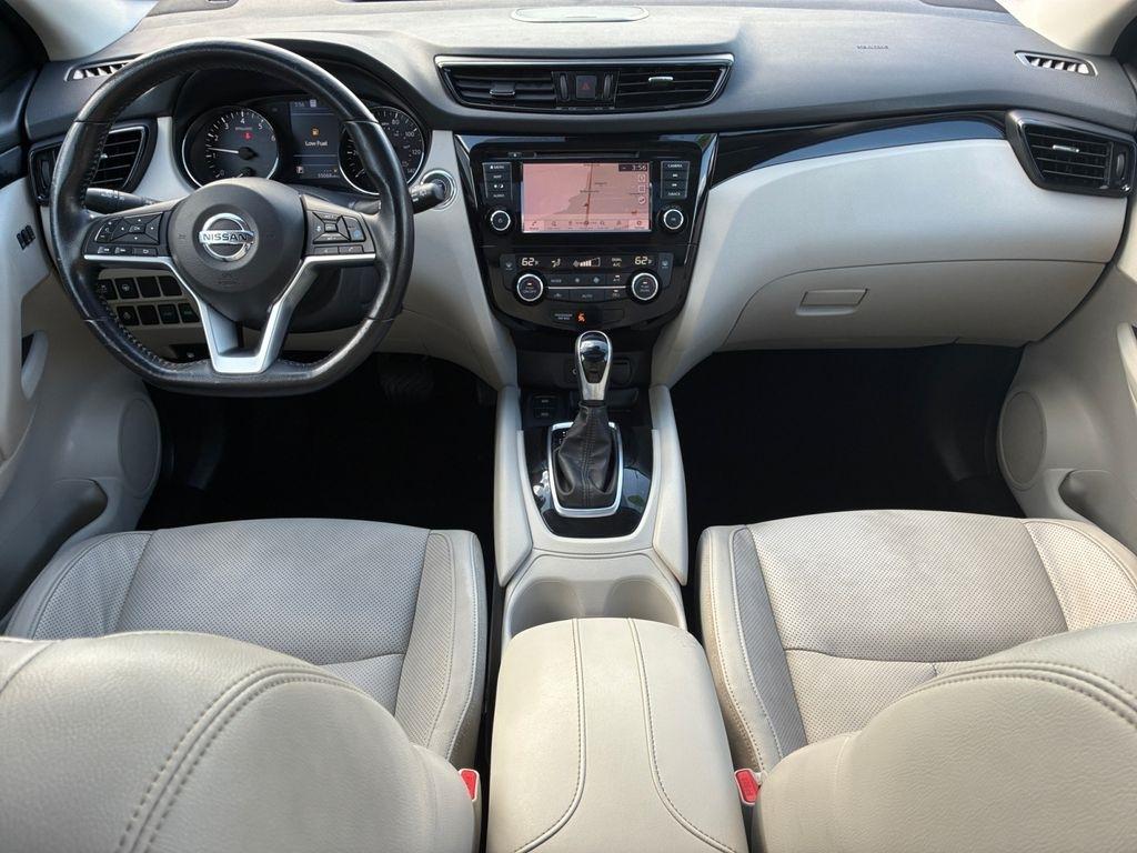 Nissan Rogue Sport  2022