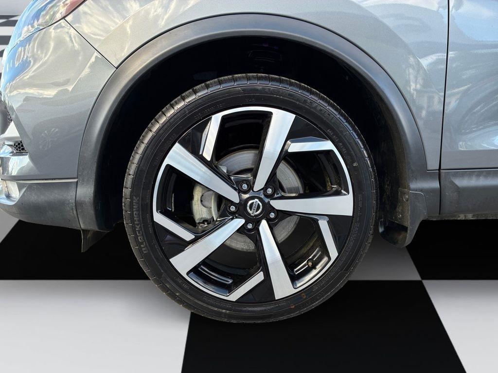 Nissan Rogue Sport  2022