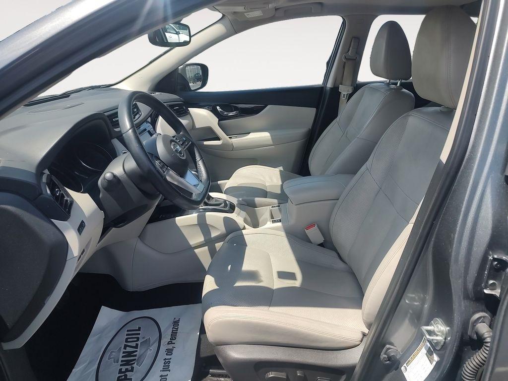Nissan Rogue Sport  2022