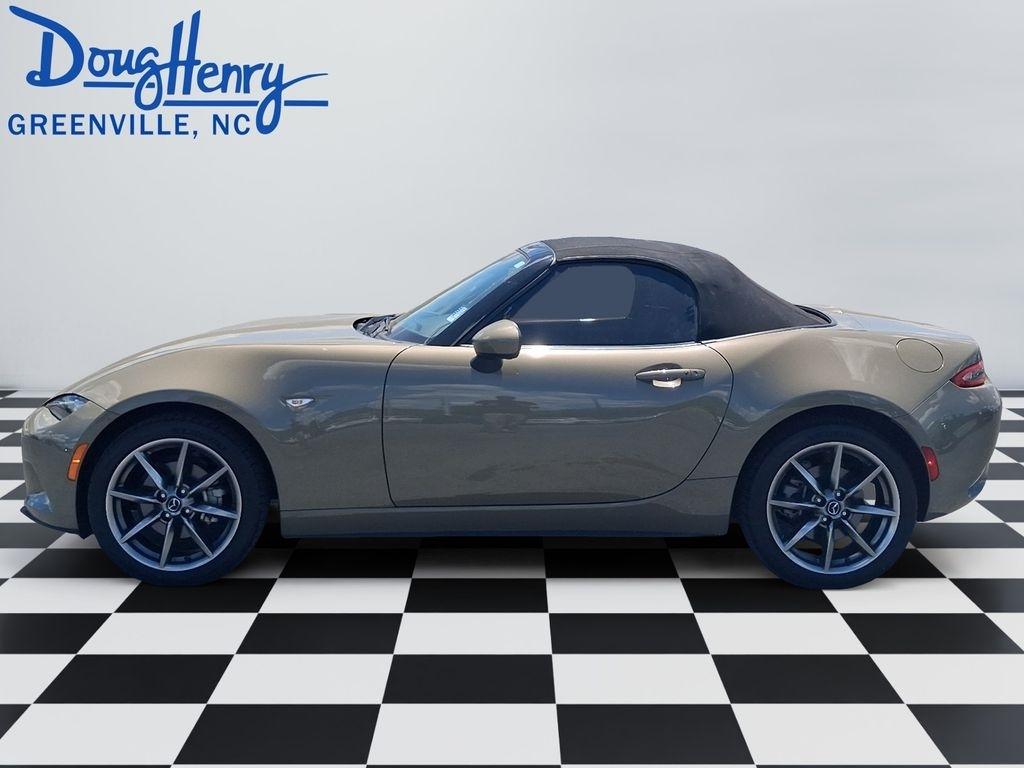 Mazda MX-5 Miata  2023