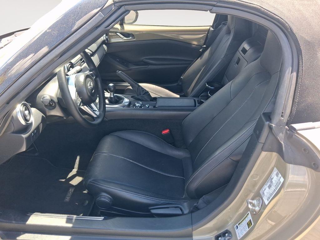 Mazda MX-5 Miata  2023
