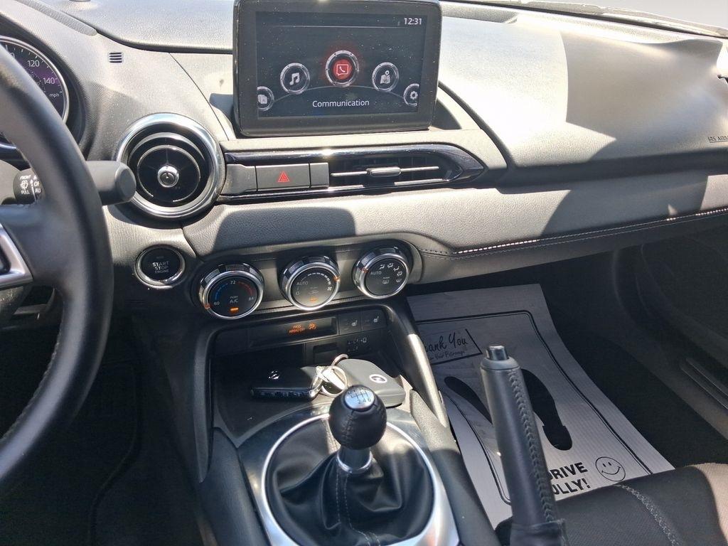 Mazda MX-5 Miata  2023