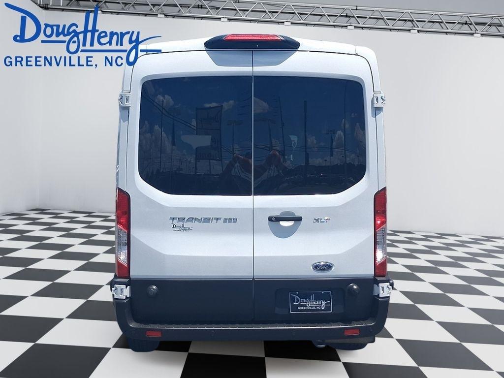 Ford Transit Passenger Wagon  2024