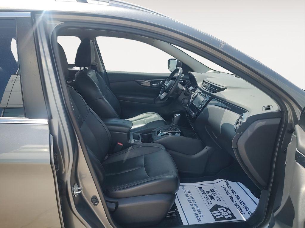 Nissan Rogue Sport  2017
