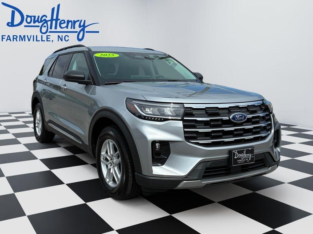 Ford Explorer  2025