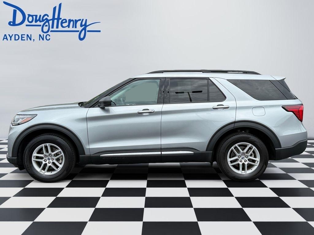 Ford Explorer  2025
