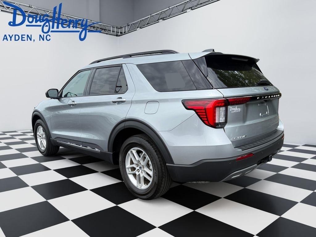 Ford Explorer  2025