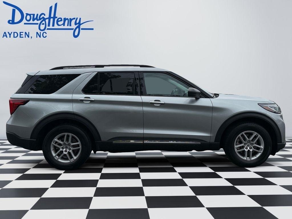 Ford Explorer  2025