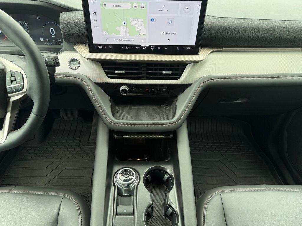 Ford Explorer  2025