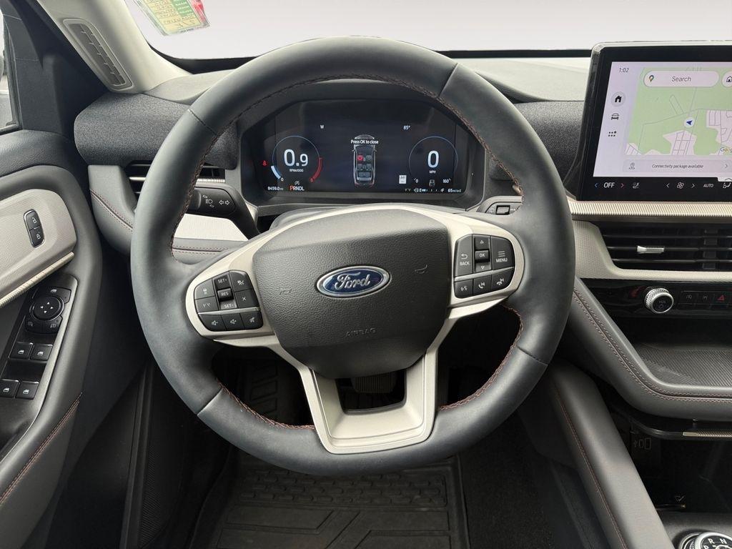 Ford Explorer  2025