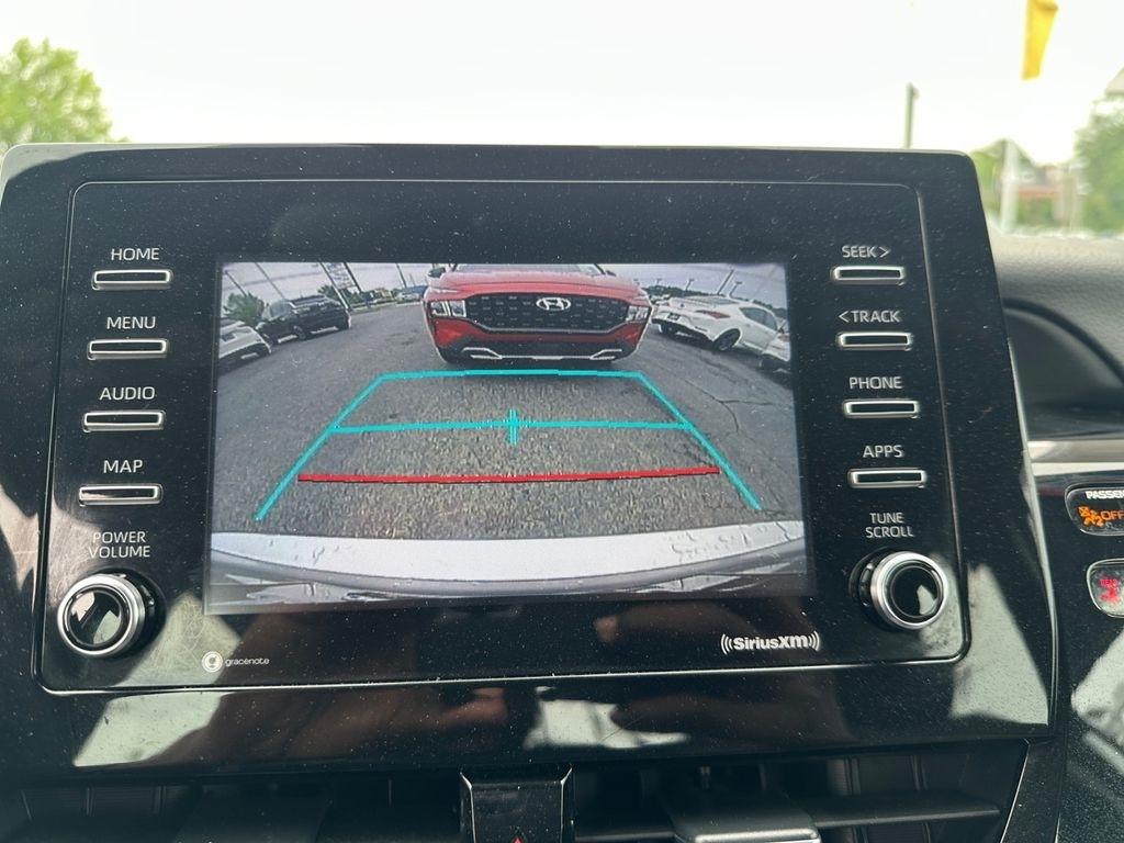 Toyota Camry  2021