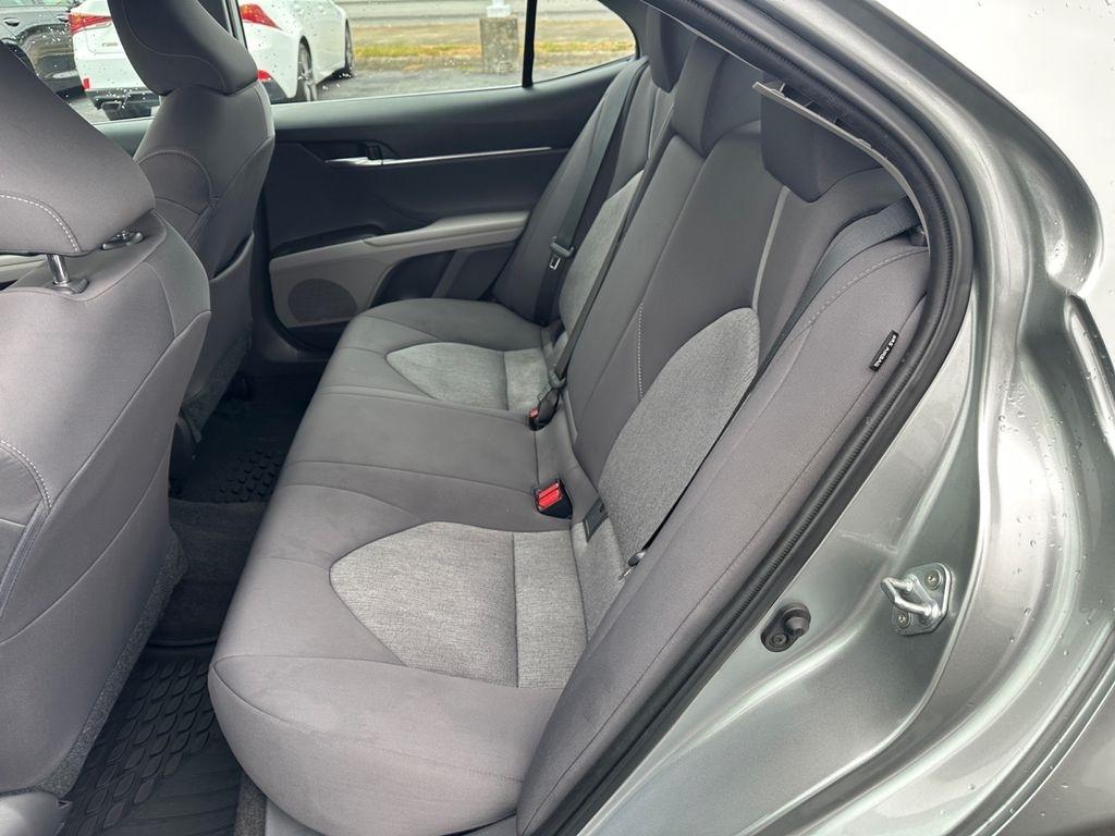 Toyota Camry  2021