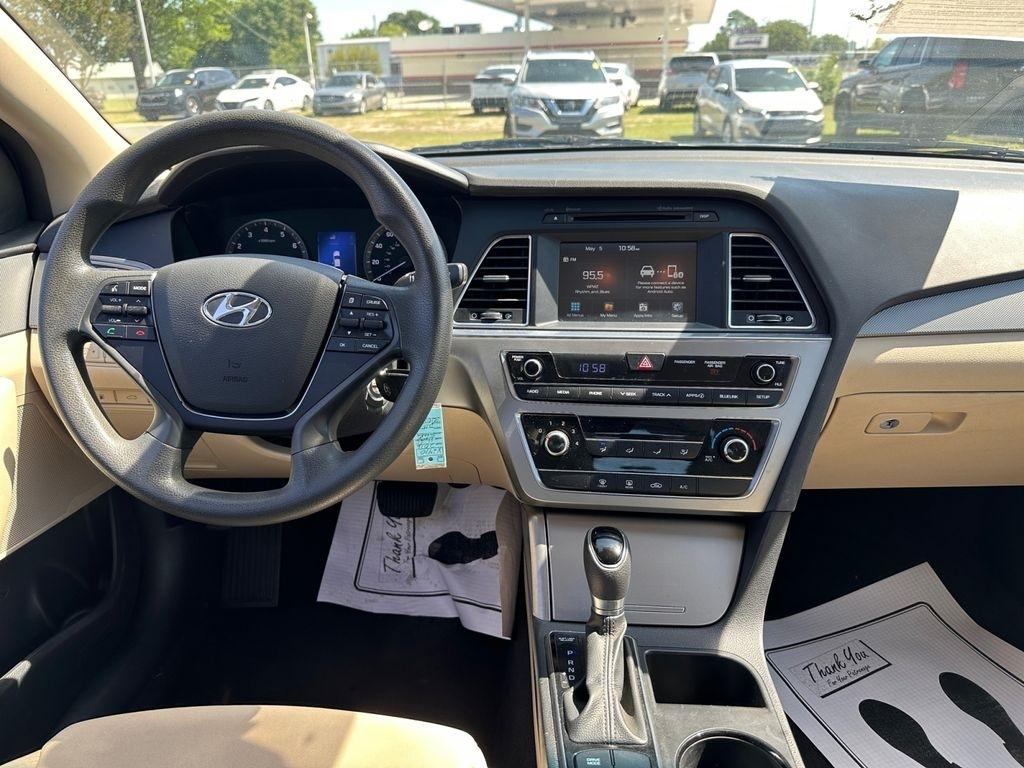 Hyundai Sonata  2016