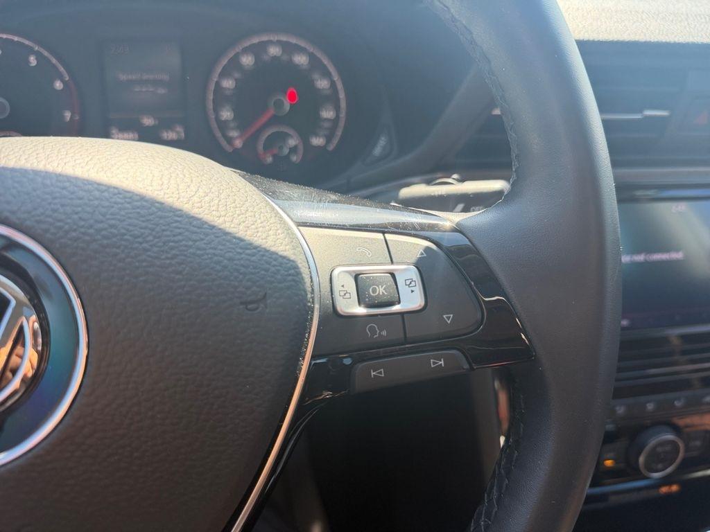 Volkswagen Passat  2022