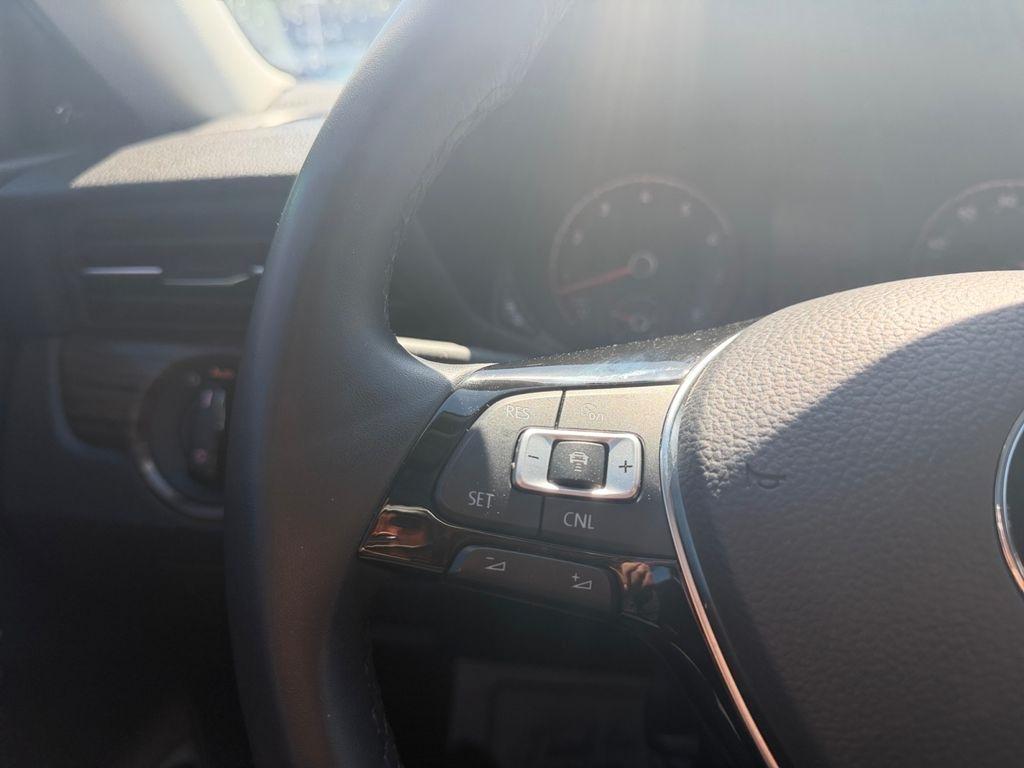 Volkswagen Passat  2022