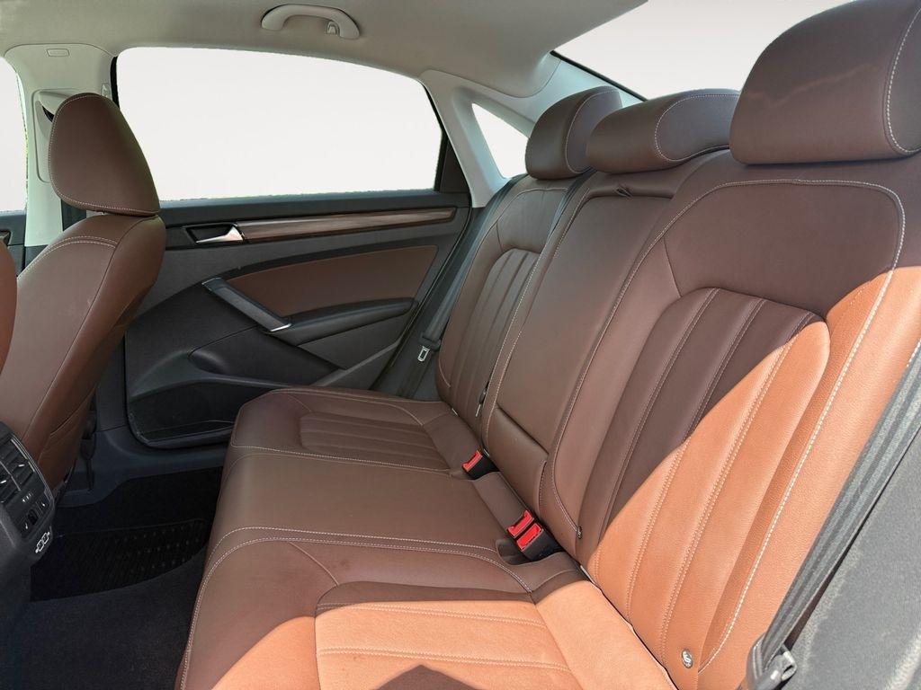 Volkswagen Passat  2022