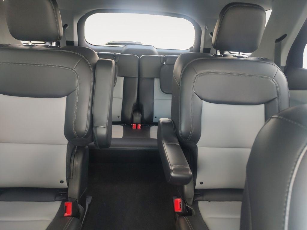 Ford Explorer  2022