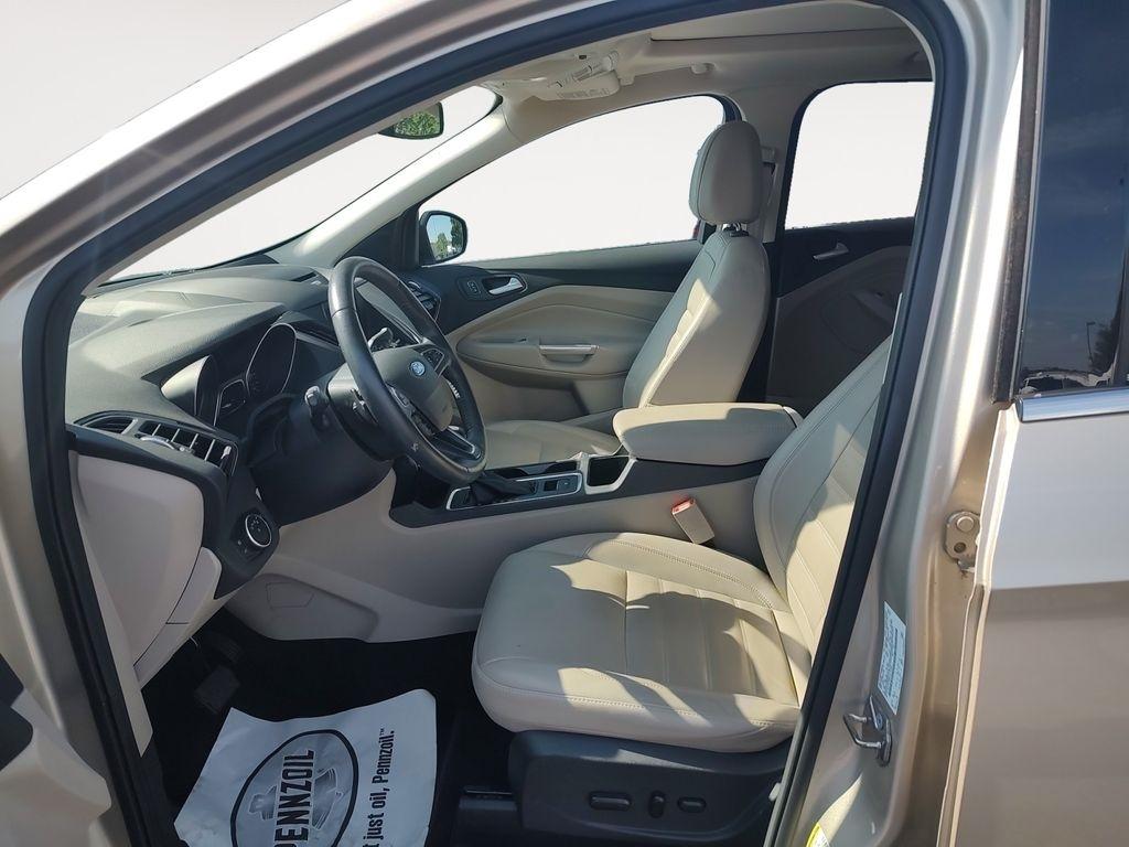 Ford Escape  2017