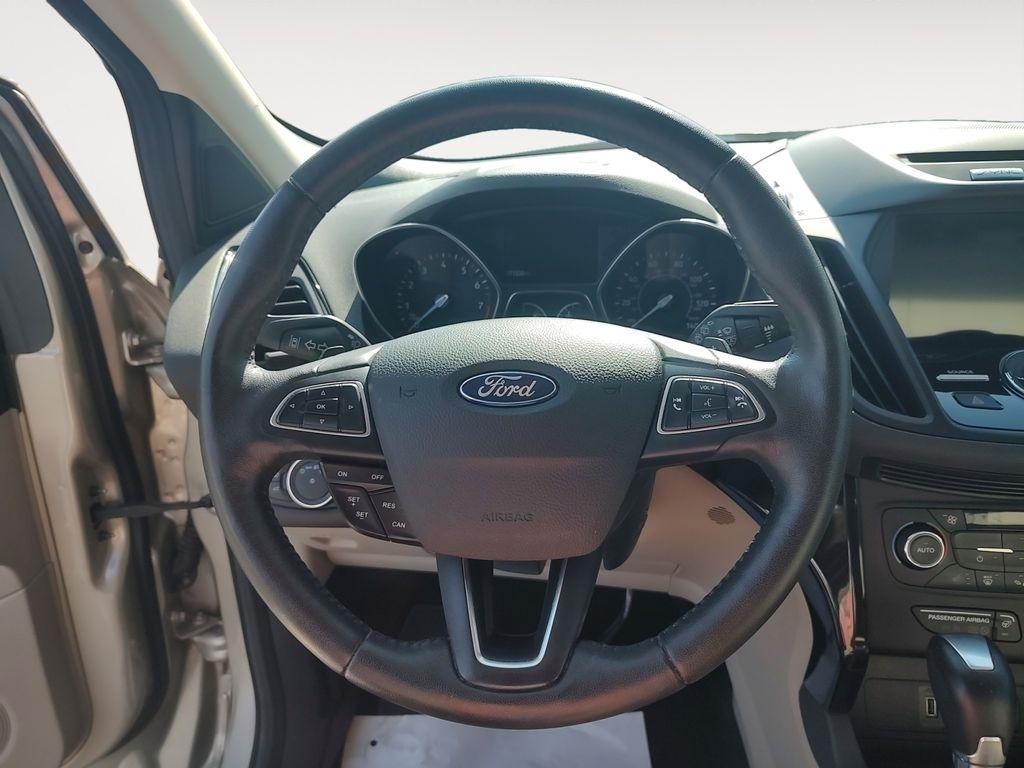 Ford Escape  2017