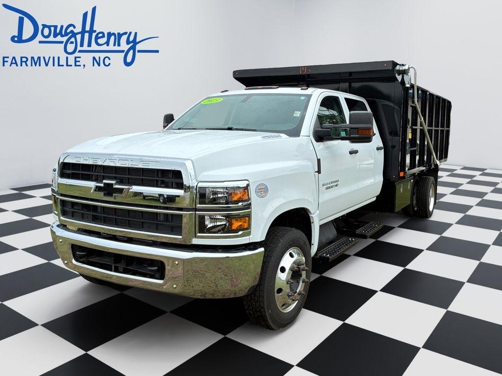 Chevrolet Silverado MD  2023