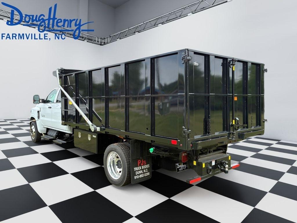 Chevrolet Silverado MD  2023